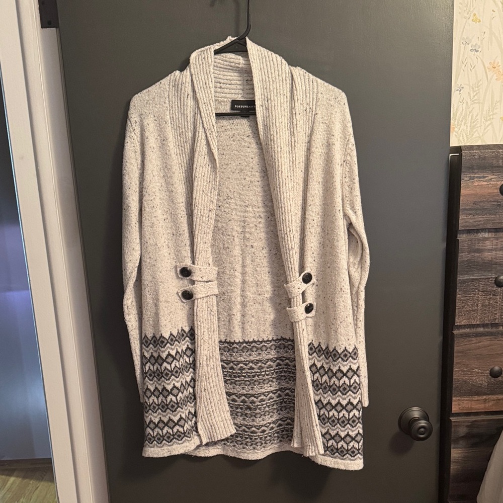 Elegant Cream and Black Knit Cardigan
